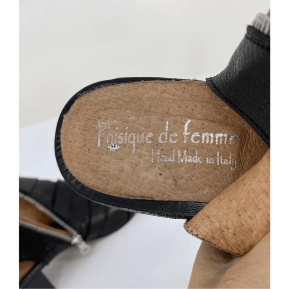 Phisique de Femme Block Heel Buckle Sandals Soft Leather Goth Steampunk - Picture 11 of 12